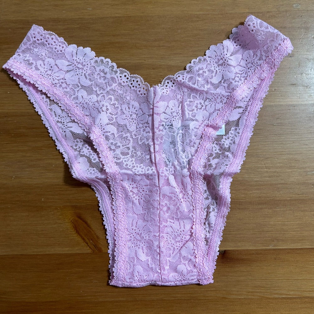 PINK by Victoria’s Secret v front wink Brazilian lace panty in pink